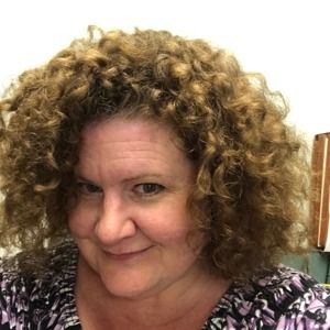 Meet your Posher, Dee